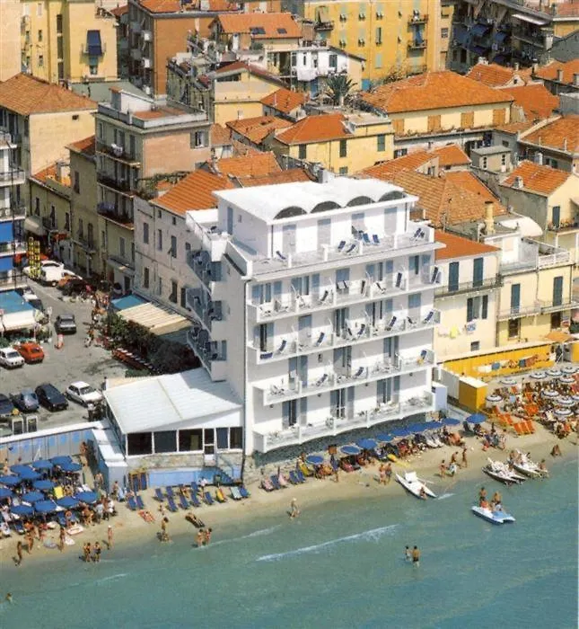 Hotel Milano Alassio Itália