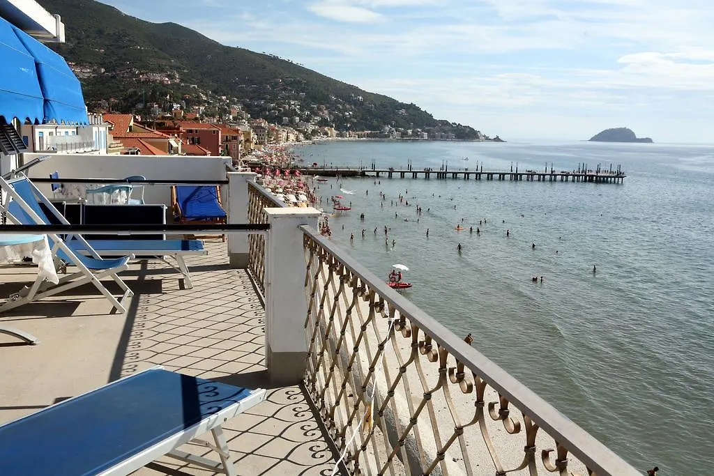 Hotel Milano Alassio